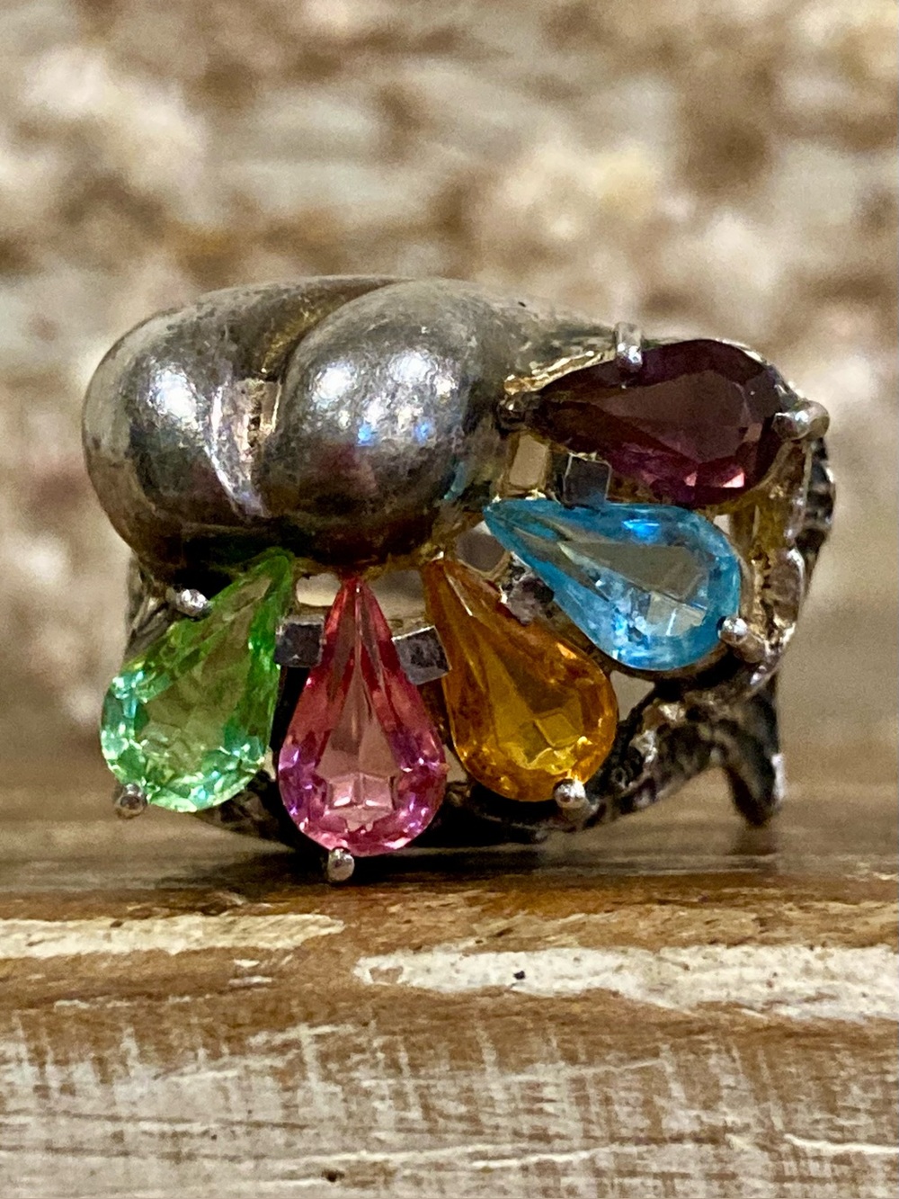 Rainbow Teardrop Gemstone Statement Ring Tree Bark Texture Silver Tone Size 8 - Picture 2 of 13
